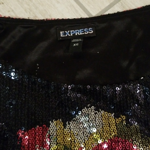 Express - Picture 2 of 3